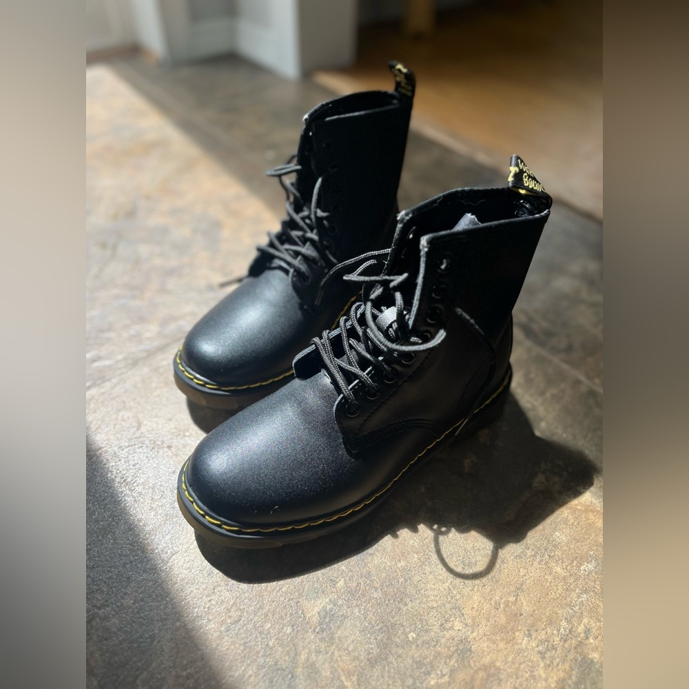 BNWOT Doc Marten Originals